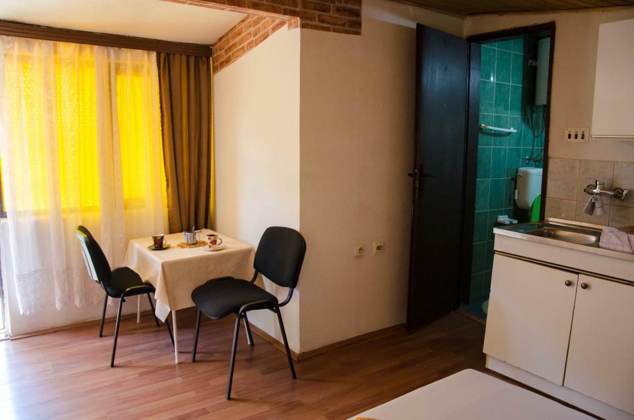 Studio-Apartman Milena Podgorica Kültér fotó